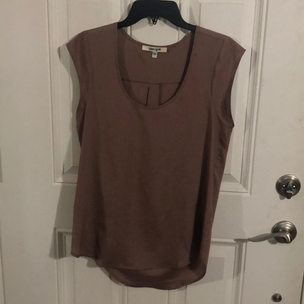 Mauve top
